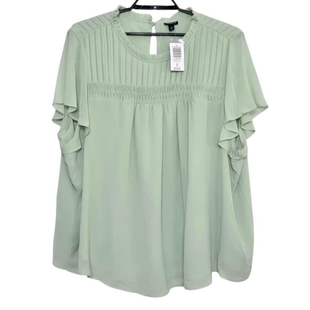 Torrid Chiffon Smocked Pin Tuck Flutter Short Sleeve Shirt Top SZ 4X Smoke Green